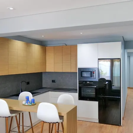 아파트 Ansel Sarandë