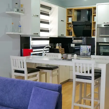 Ansel Lejlighed Sarandë